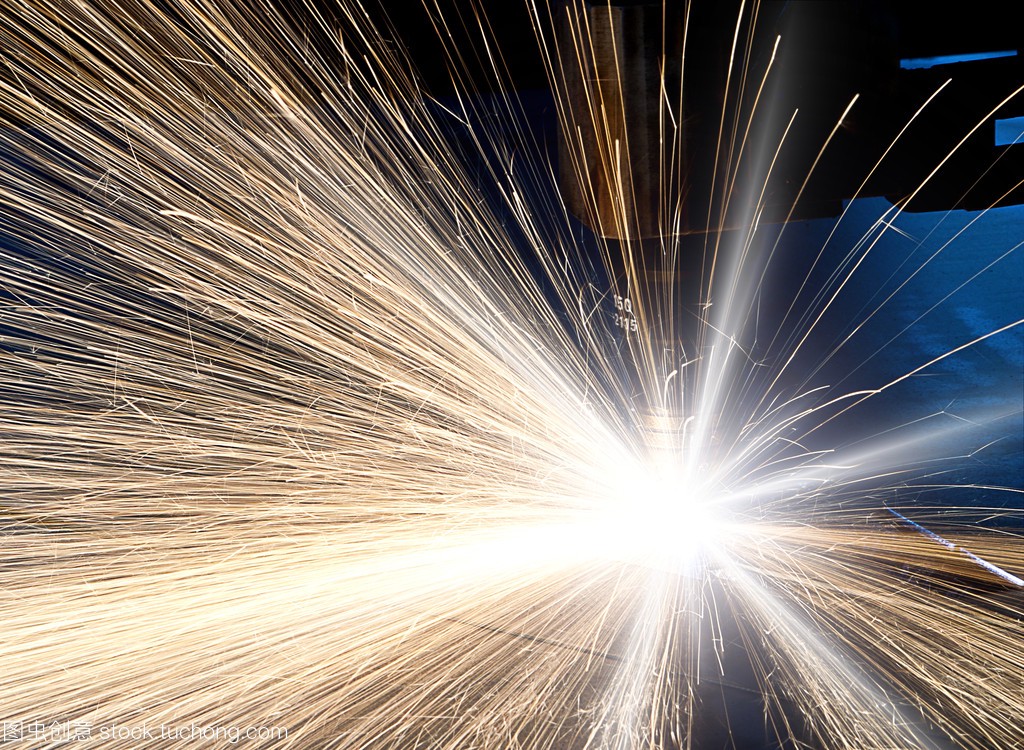 永磁變頻空壓機(jī)引起人們關(guān)注的原因是什么(圖2) 永磁變頻空壓機(jī)引起人們關(guān)注的原因是什么(圖2)